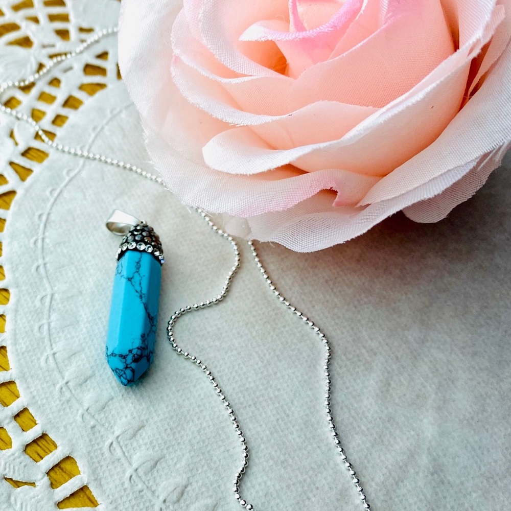🦋Pendent 🦋Turquoise Natural Stone Southwest🦋 - Picture 8 of 9